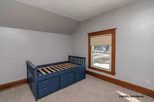 706 Fair St, Mineral Point, WI 53565 - Photo 17