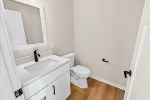 2807 Crinkle Root Dr, Fitchburg, WI 53711 - Photo 27