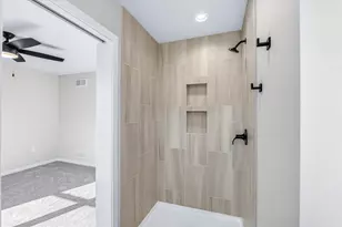 2807 Crinkle Root Dr, Fitchburg, WI 53711 - Photo 37