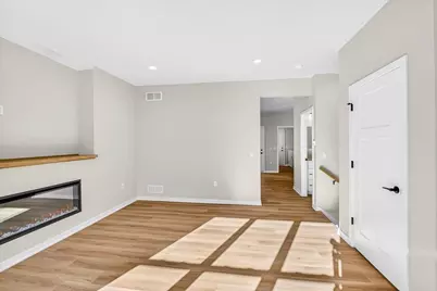 2807 Crinkle Root Drive, Fitchburg, WI 53711 - Photo 9