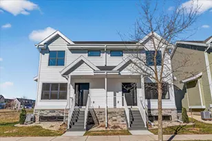 2807 Crinkle Root Dr, Fitchburg, WI 53711 - Photo 3