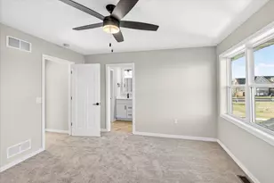 2807 Crinkle Root Dr, Fitchburg, WI 53711 - Photo 43