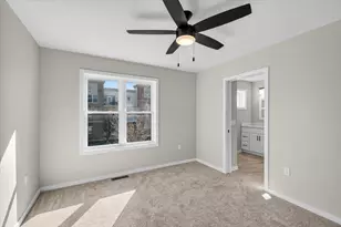 2809 Crinkle Root Dr, Fitchburg, WI 53711 - Photo 43