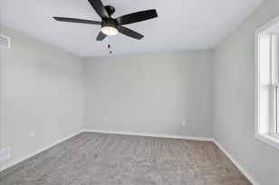 2809 Crinkle Root Dr, Fitchburg, WI 53711 - Photo 35