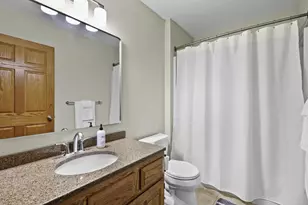 840 Vista Ridge Dr, Mount Horeb, WI 53572 - Photo 13