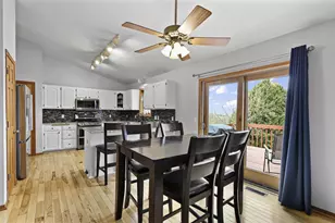 840 Vista Ridge Dr, Mount Horeb, WI 53572 - Photo 11