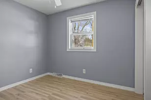 5604 Bjelde Ln, Monona, WI 53716 - Photo 9