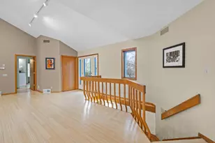 828 Tamarack Wy, Verona, WI 53593 - Photo 9