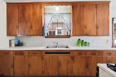 453 Virginia Terrace, Madison, WI 53726 - Photo 7