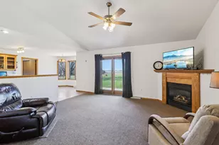 5008 Creek Haven Rd, Cottage Grove, WI 53527 - Photo 7