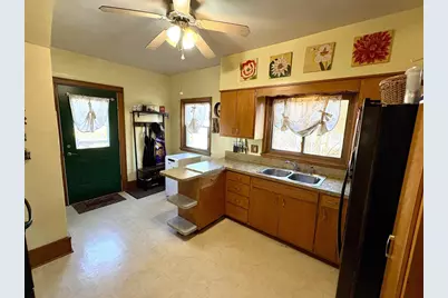 713 19th Avenue, Monroe, WI 53566 - Photo 11