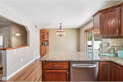 1008 Eric Lane, Waunakee, WI 53597 - Photo 9