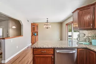 1008 Eric Ln, Waunakee, WI 53597 - Photo 9