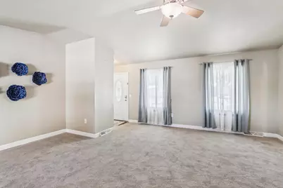 1008 Eric Lane, Waunakee, WI 53597 - Photo 5