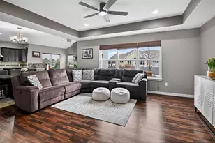 493 Crescendo Dr, Sun Prairie, WI 53590 - Photo 7