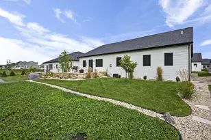 215 Boann Ter, Belleville, WI 53508 - Photo 29