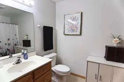 624 E Market Street #101, Elkhorn, WI 53121 - Photo 11