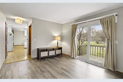 120 Walmar Drive, Sun Prairie, WI 53590 - Photo 9