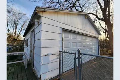 1878 Greenview Drive, Beloit, WI 53511 - Photo 7