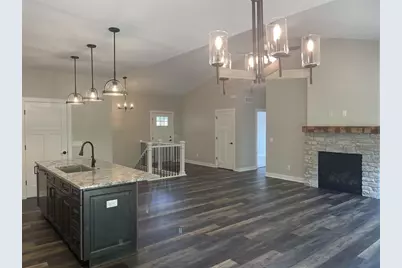 3829 N Woodbury Lane, Janesville, WI 53545 - Photo 3