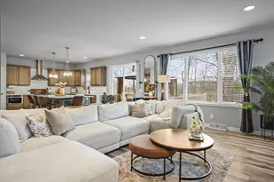 1198 Gracing Oaks Ln, Sun Prairie, WI 53590 - Photo 1