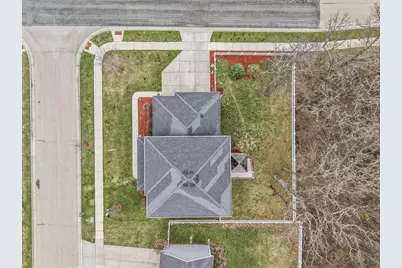 1198 Gracing Oaks Lane, Sun Prairie, WI 53590 - Photo 5