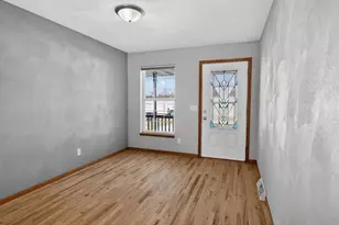 645 Garfield Ave, Janesville, WI 53536 - Photo 3