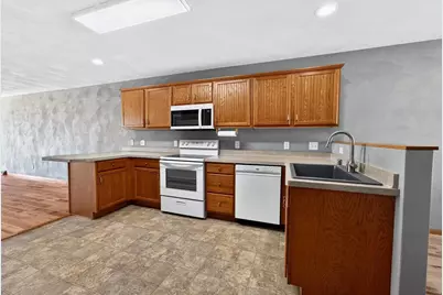 645 Garfield Avenue #1, Janesville, WI 53536 - Photo 7