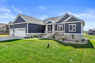 6653 Morning Dew Ln, Sun Prairie, WI 53590 - Photo 3