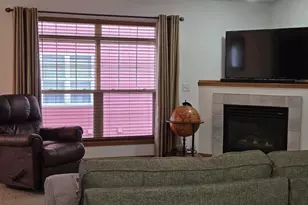 637 Garfield Ave, Janesville, WI 53536 - Photo 9