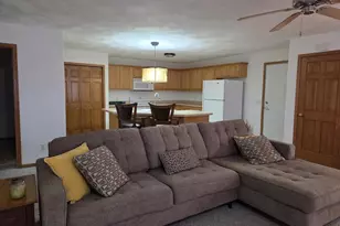 637 Garfield Ave, Janesville, WI 53536 - Photo 3