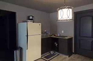 637 Garfield Ave, Janesville, WI 53536 - Photo 9