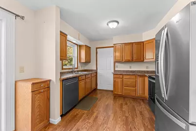 6657 Wendell Way, DeForest, WI 53532 - Photo 7