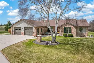 10123 Fertile Ridge Rd, Mount Horeb, WI 53572 - Photo 3