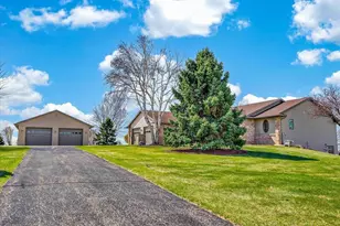 10123 Fertile Ridge Rd, Mount Horeb, WI 53572 - Photo 75