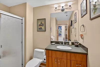 125 N Hamilton Street #601, Madison, WI 53703 - Photo 29