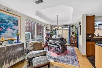 125 N Hamilton Street #601, Madison, WI 53703 - Photo 9