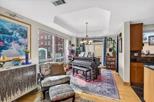 125 N Hamilton St, Madison, WI 53703 - Photo 9