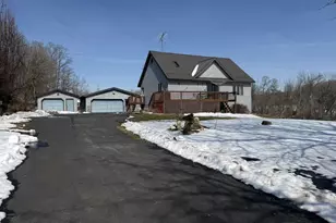 W1784 County Rd AW, Randolph, WI 53956 - Photo 3