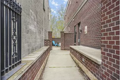 1150 Williamson Street #204, Madison, WI 53703 - Photo 23
