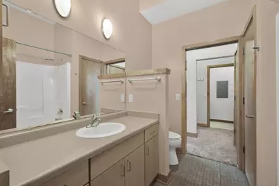 1150 Williamson Street #204, Madison, WI 53703 - Photo 19