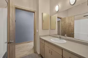 1150 Williamson St, Madison, WI 53703 - Photo 17