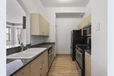 1150 Williamson Street #204, Madison, WI 53703 - Photo 9