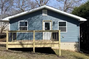 93 Oakwood Ave, Edgerton, WI 53534 - Photo 3