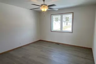 62135 Sugarloaf Trail, Prairie Du Chien, WI 53821 - Photo 11