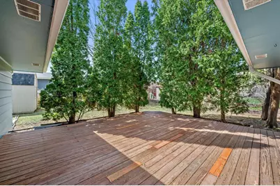 1007 Dona Road, Hartland, WI 53029 - Photo 7