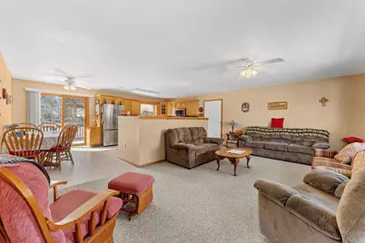 141 Thomas Road, Reedsburg, WI 53959 - Photo 5