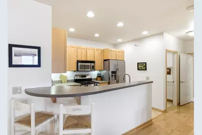 360 W Washington Avenue #403, Madison, WI 53703 - Photo 13