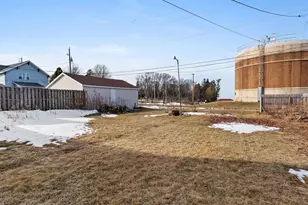 80 Lincoln Ave, Sheboygan, WI 53081 - Photo 23