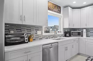 80 Lincoln Ave, Sheboygan, WI 53081 - Photo 5